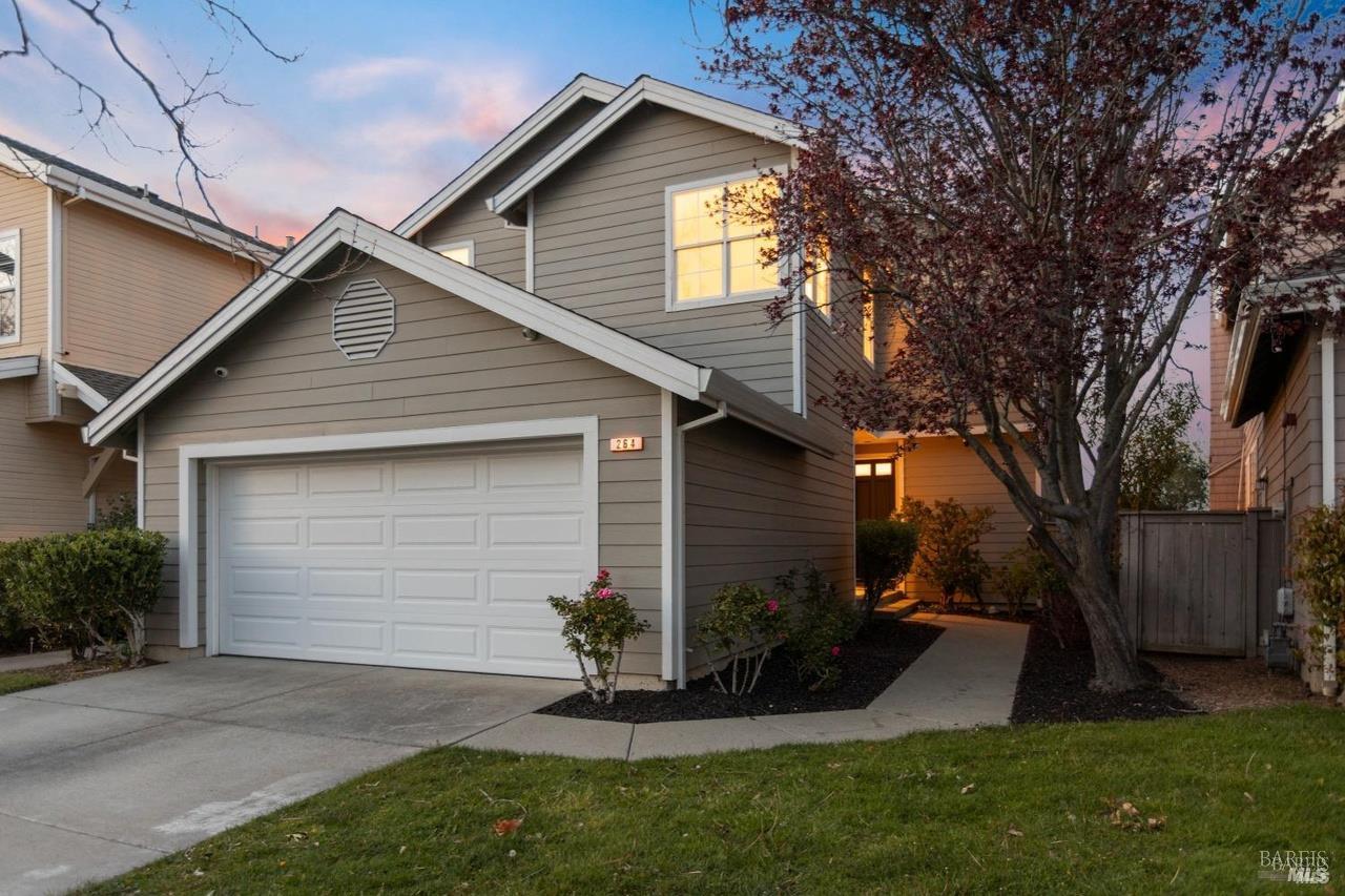 264 Waterside Cir