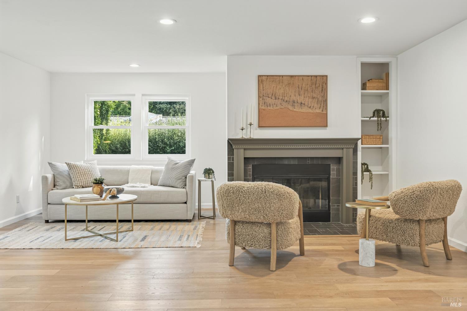 115 Cascade Dr