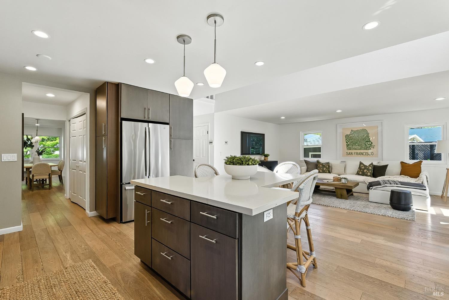 115 Cascade Dr