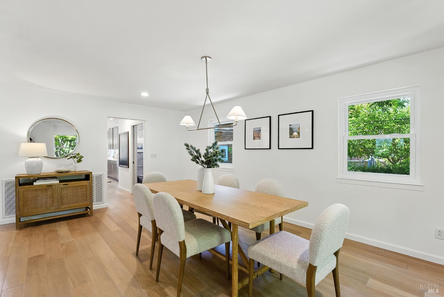 115 Cascade Dr