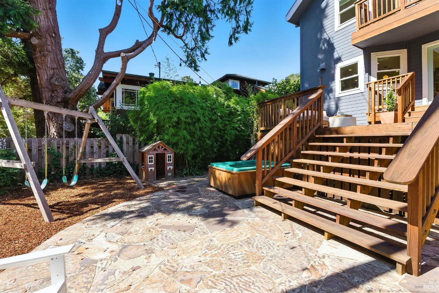 115 Cascade Dr