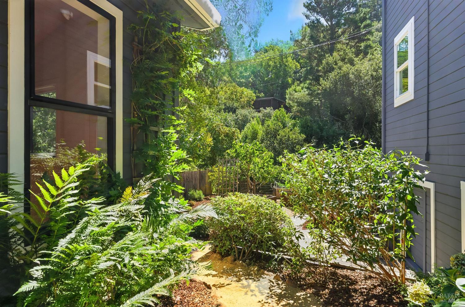 115 Cascade Dr