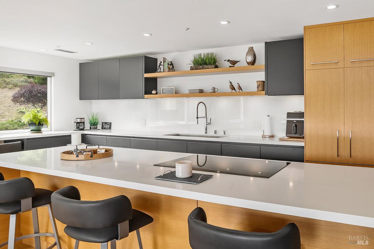 30 Toyon Ct