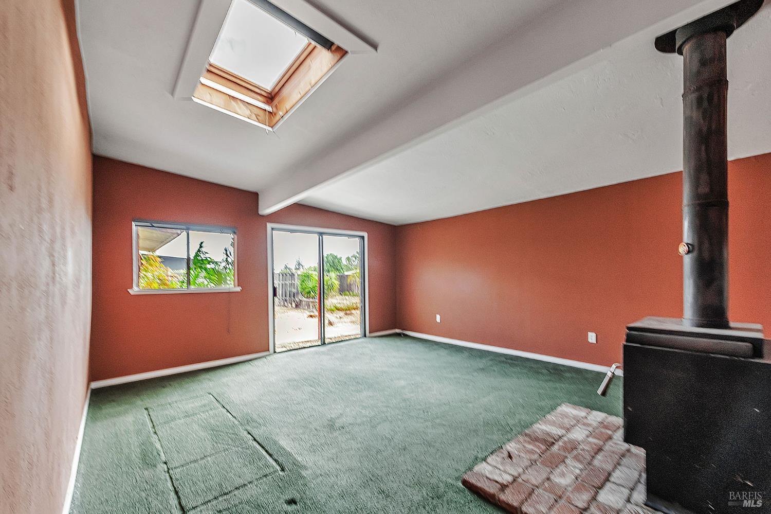 615 Rosal Way