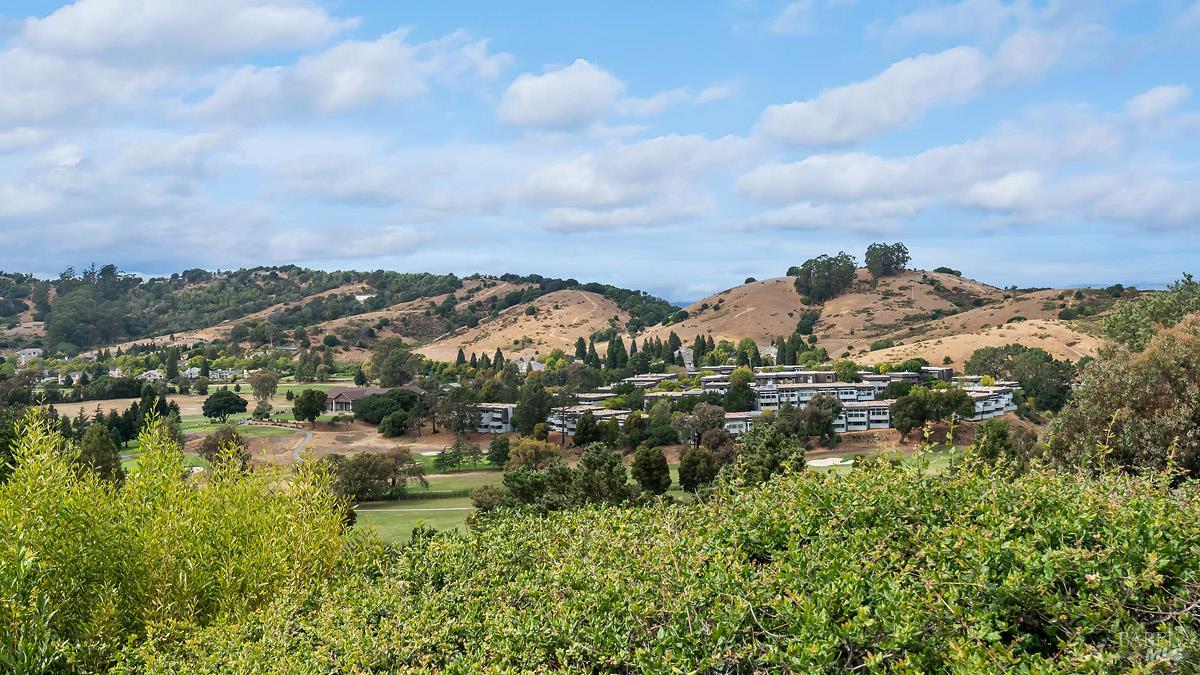 121 San Marino Dr