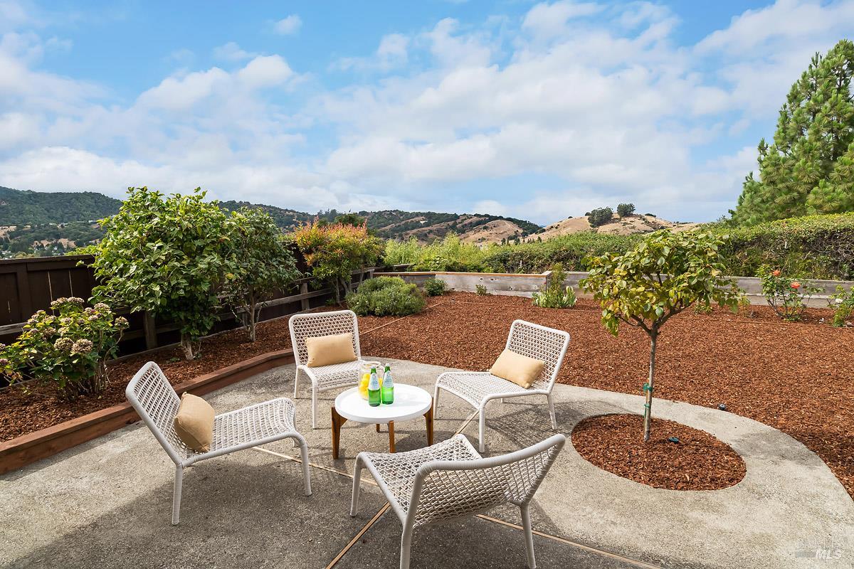 121 San Marino Dr