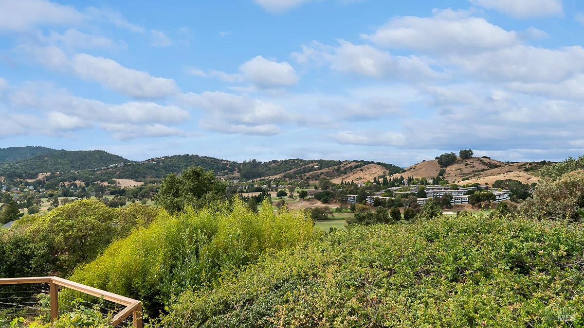 121 San Marino Dr