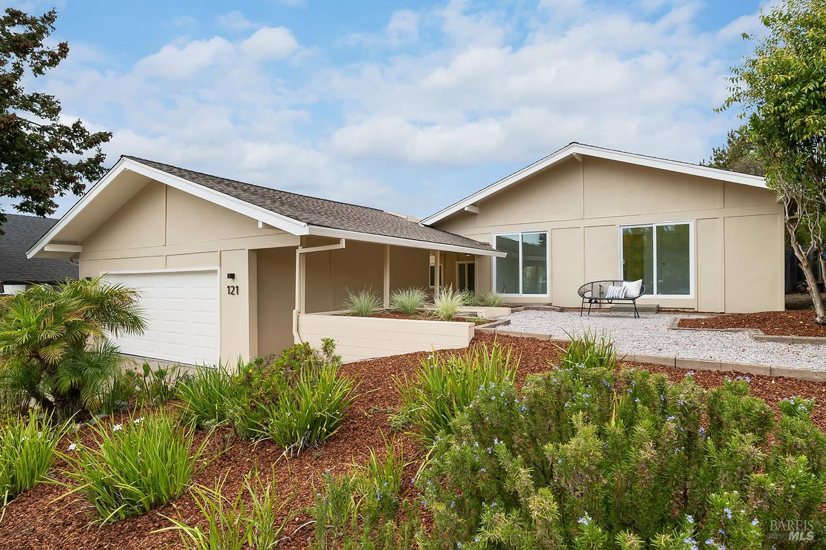 121 San Marino Dr
