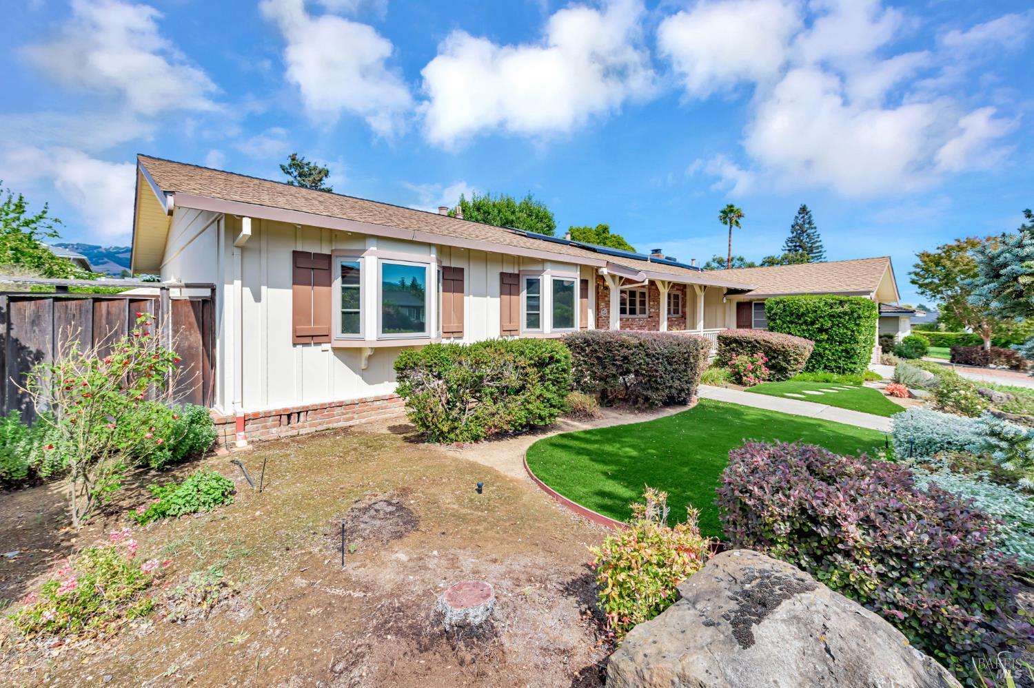 12 Devonshire Dr