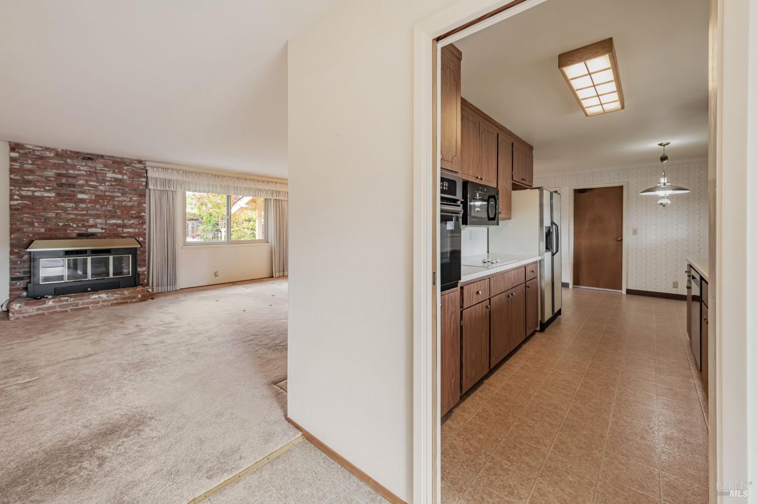 12 Devonshire Dr