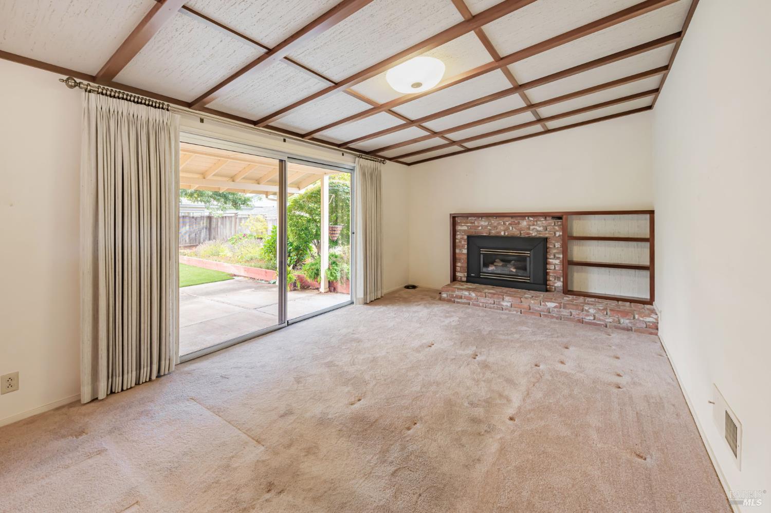 12 Devonshire Dr