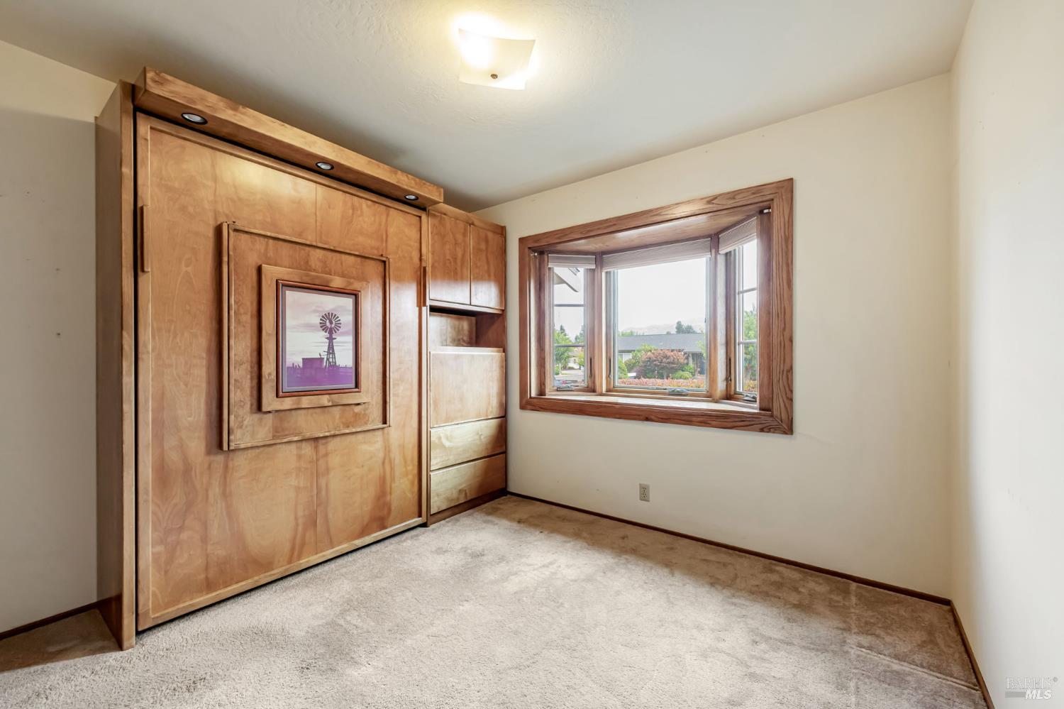 12 Devonshire Dr
