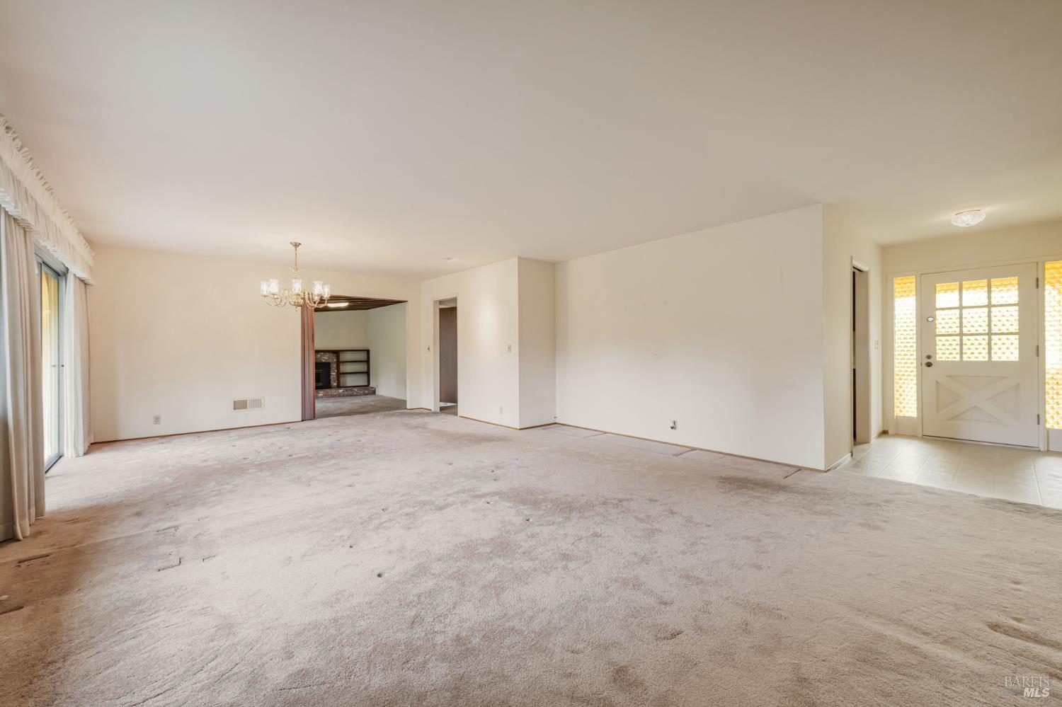 12 Devonshire Dr
