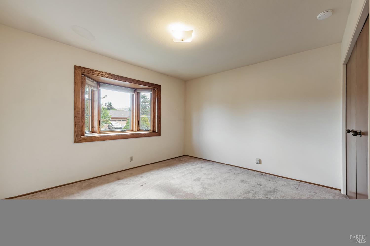 12 Devonshire Dr