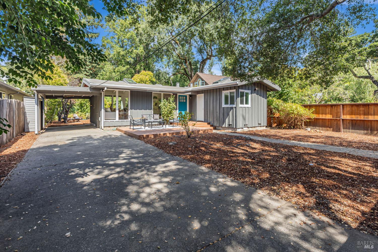 74 Creek Rd