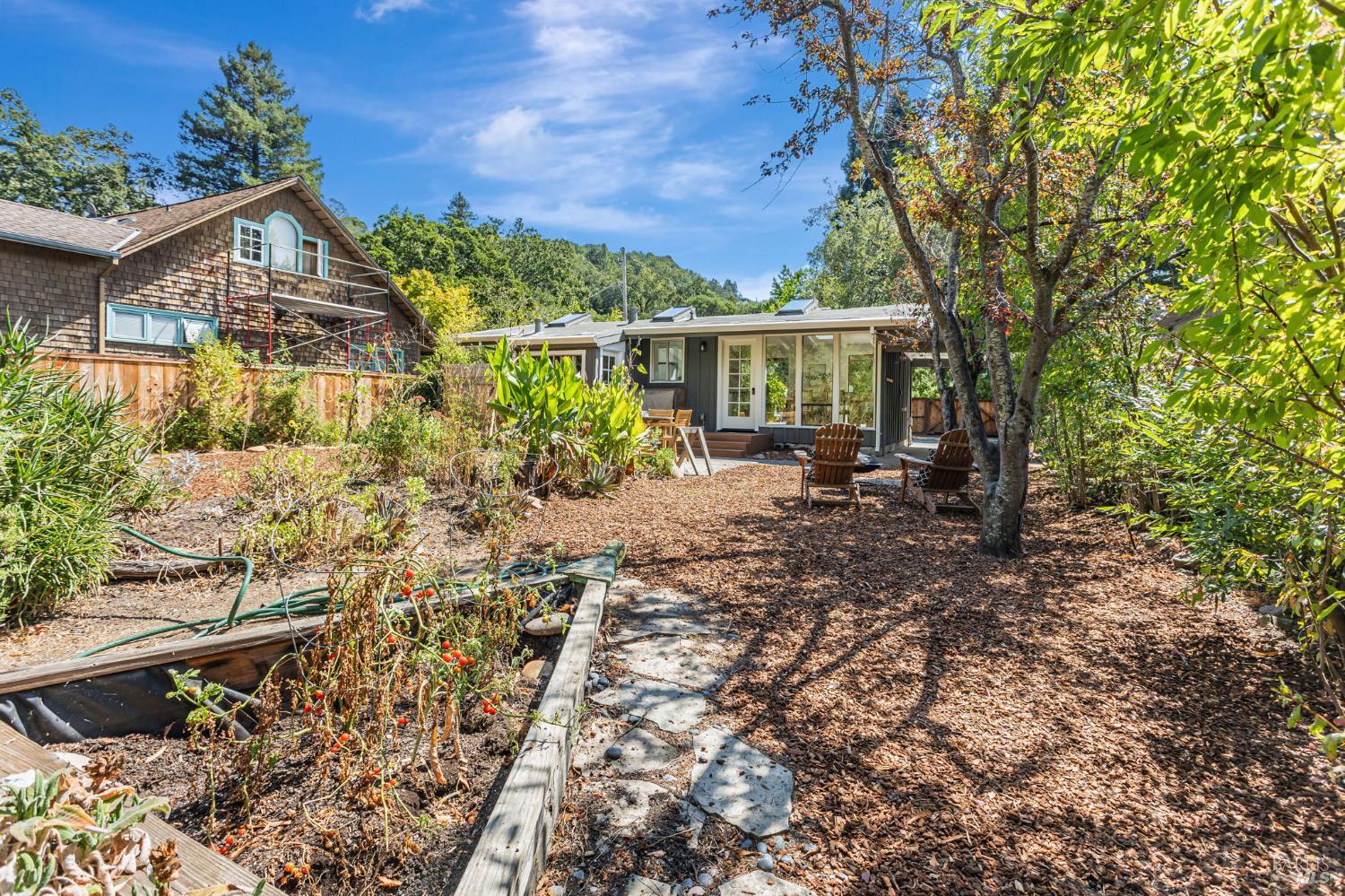 74 Creek Rd