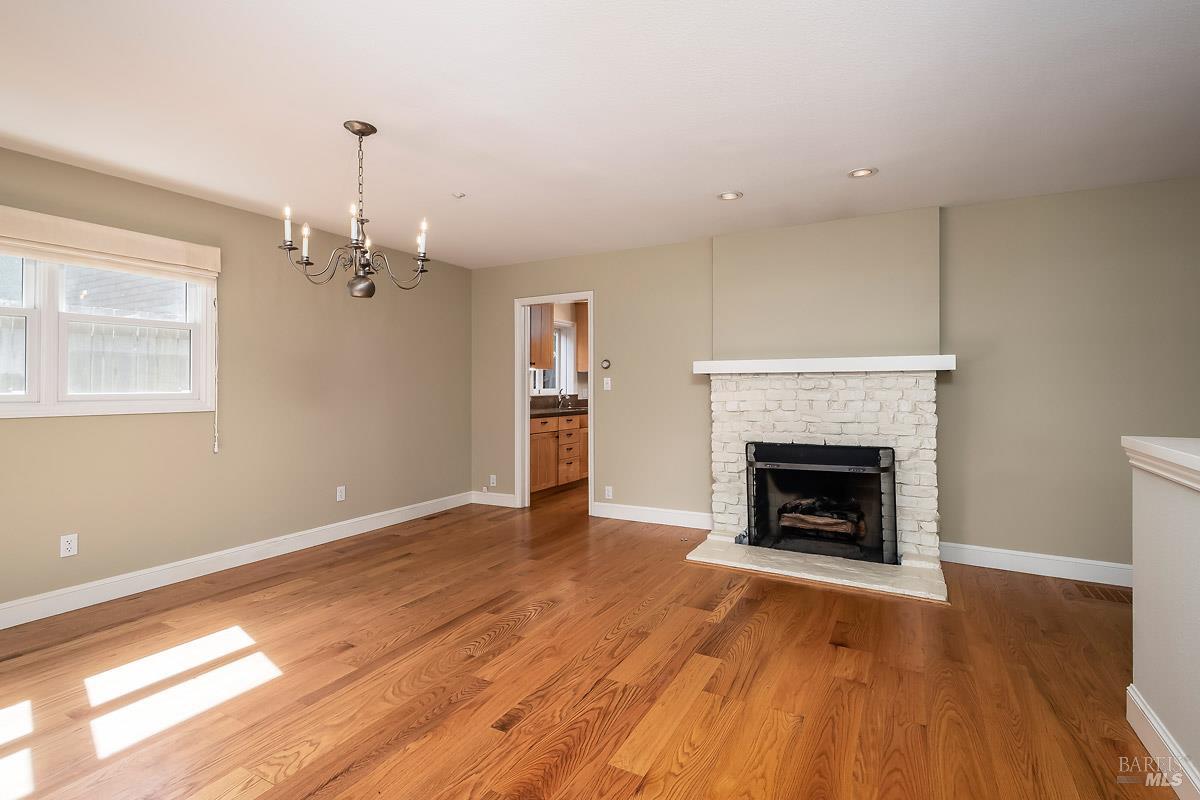 9 Sunnyside Ave