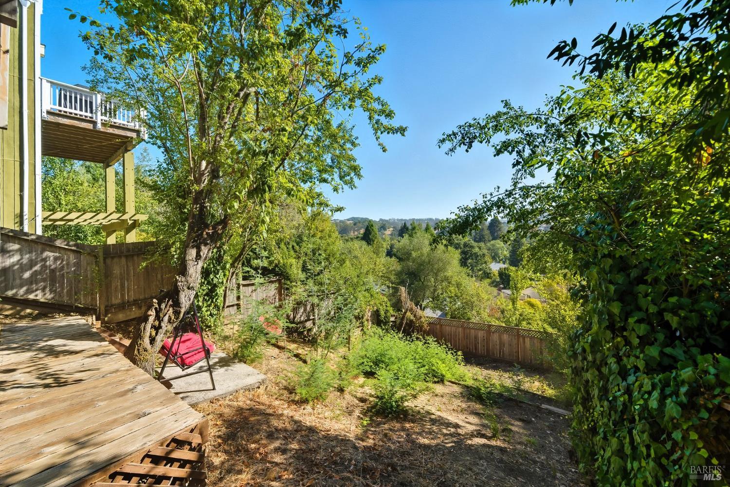 53 Foothill Rd