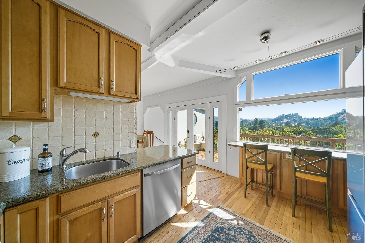 53 Foothill Rd