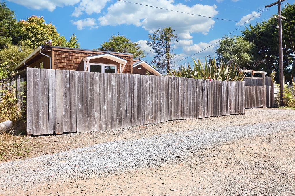 130 Juniper Rd
