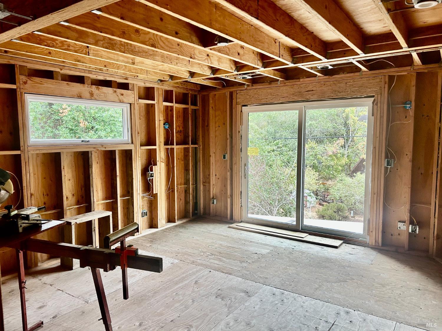 572 Cascade Dr