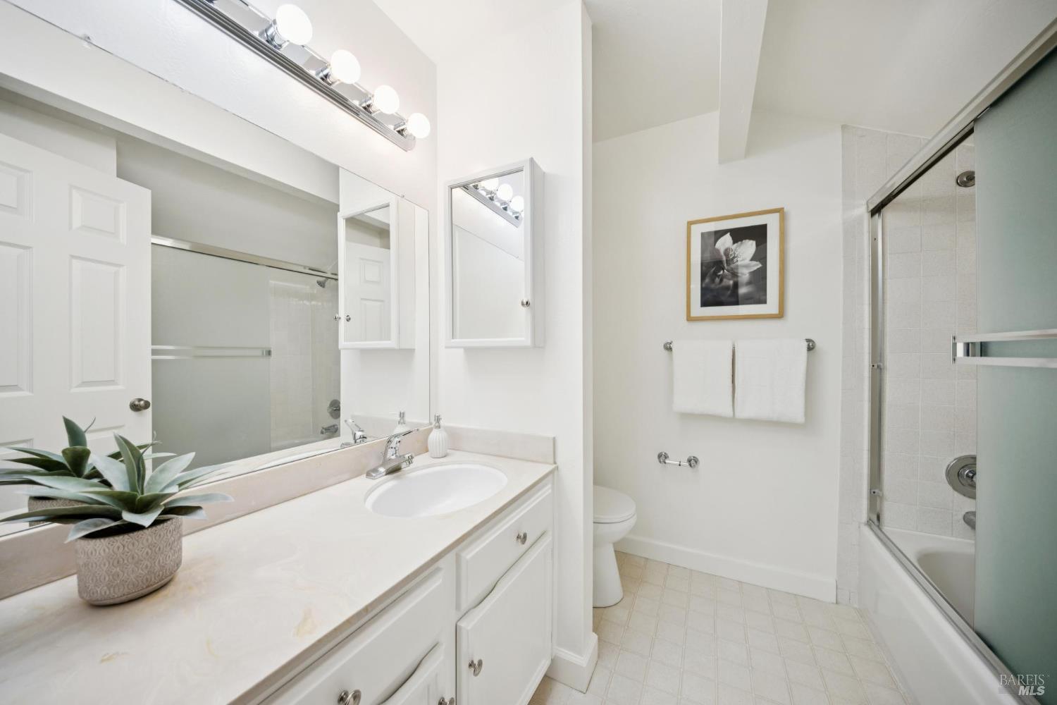64 Blackstone Dr