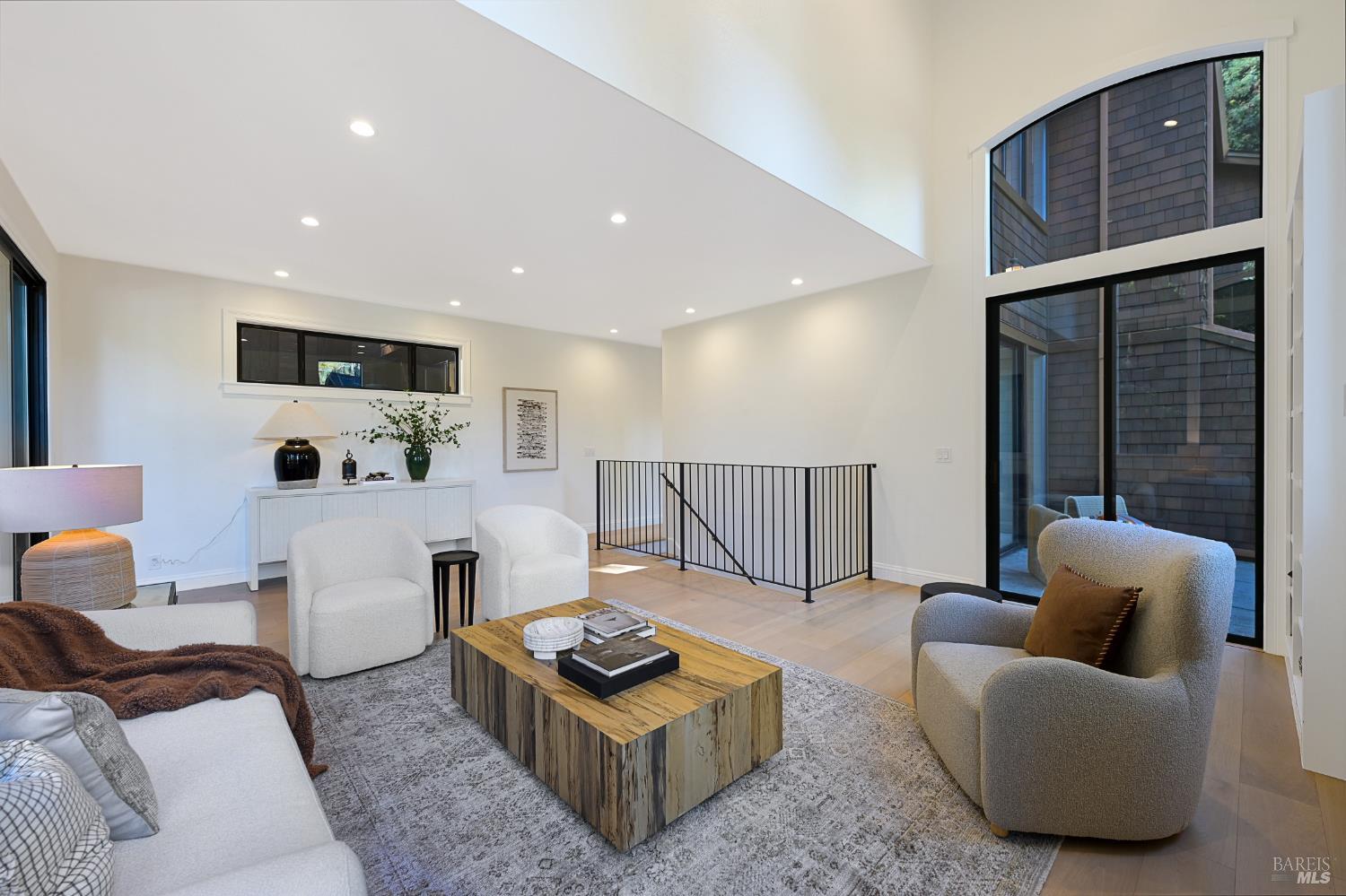 48 Miller Ave