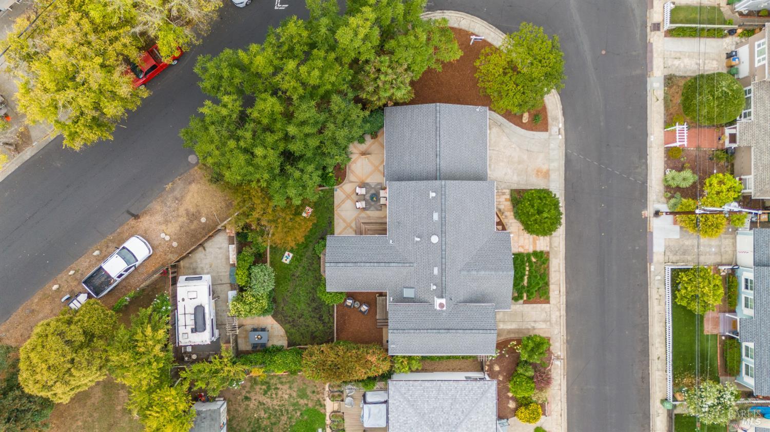 4 Meadow Ave