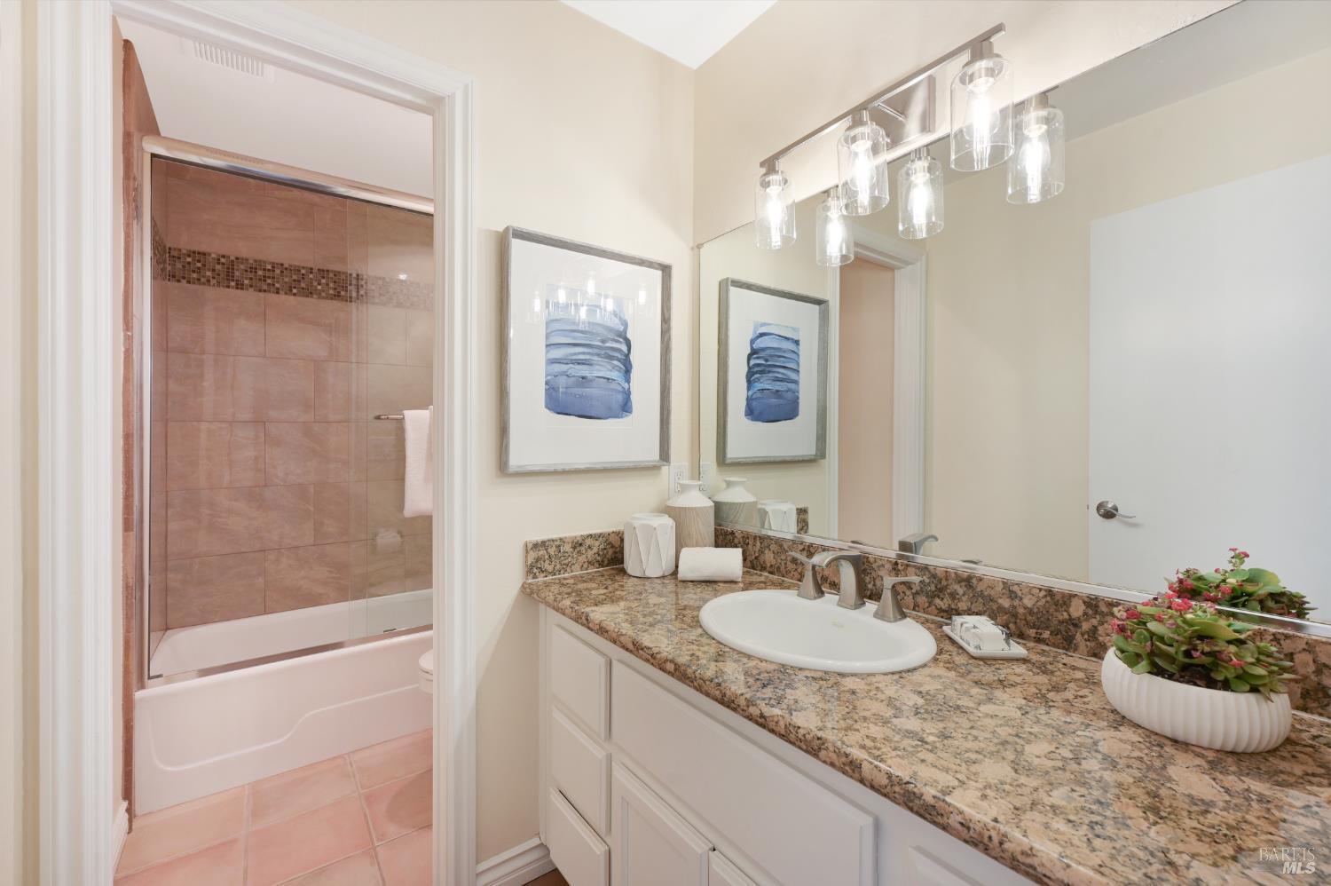 60 Marinero Cir