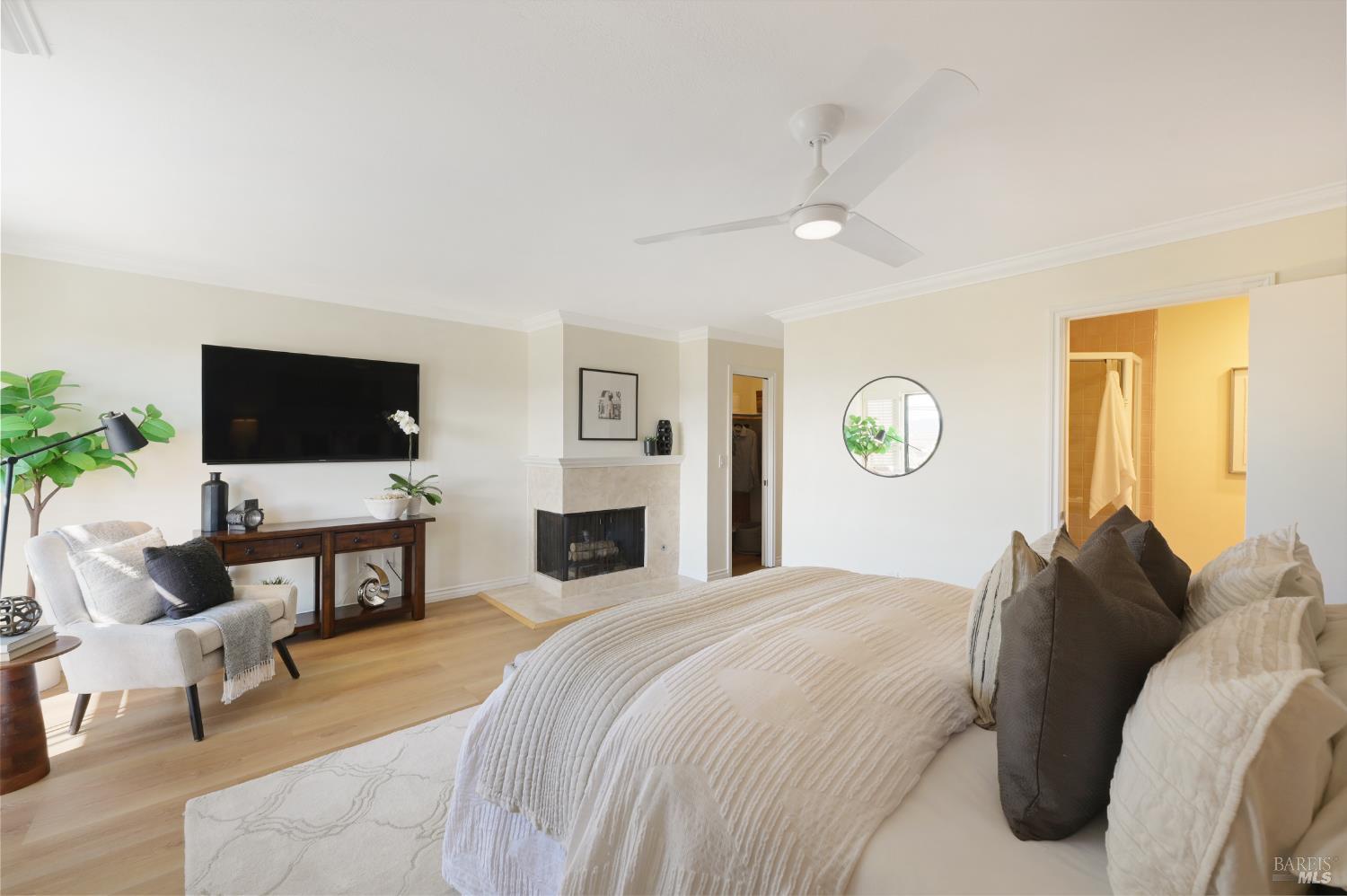 60 Marinero Cir