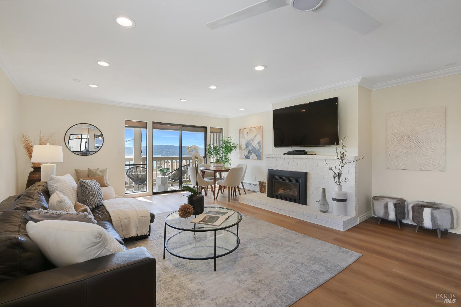 60 Marinero Cir