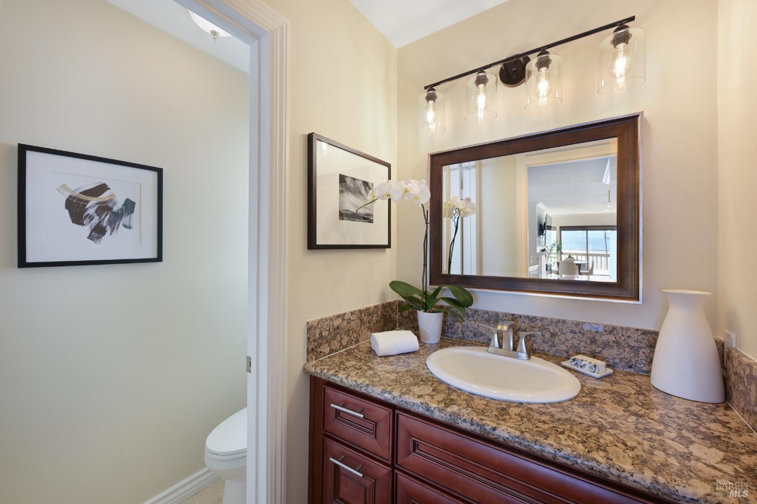 60 Marinero Cir