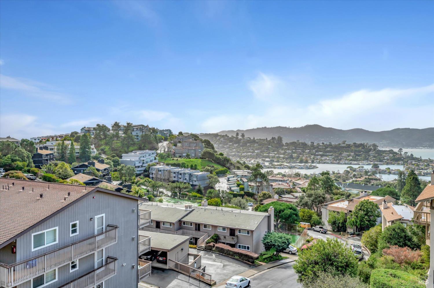 60 Marinero Cir