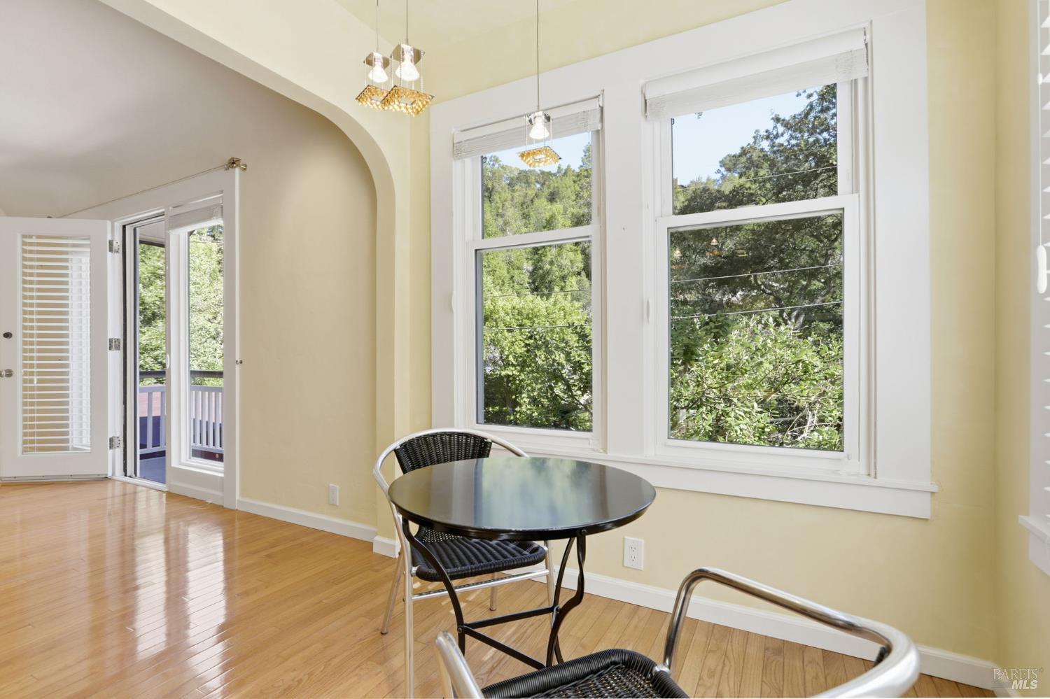 2 Fern Rd