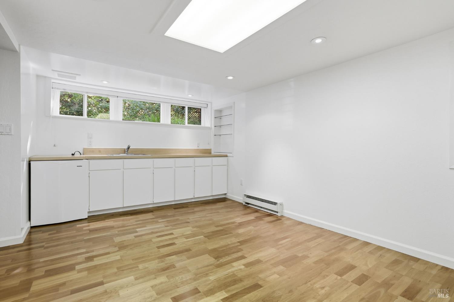 2 Fern Rd