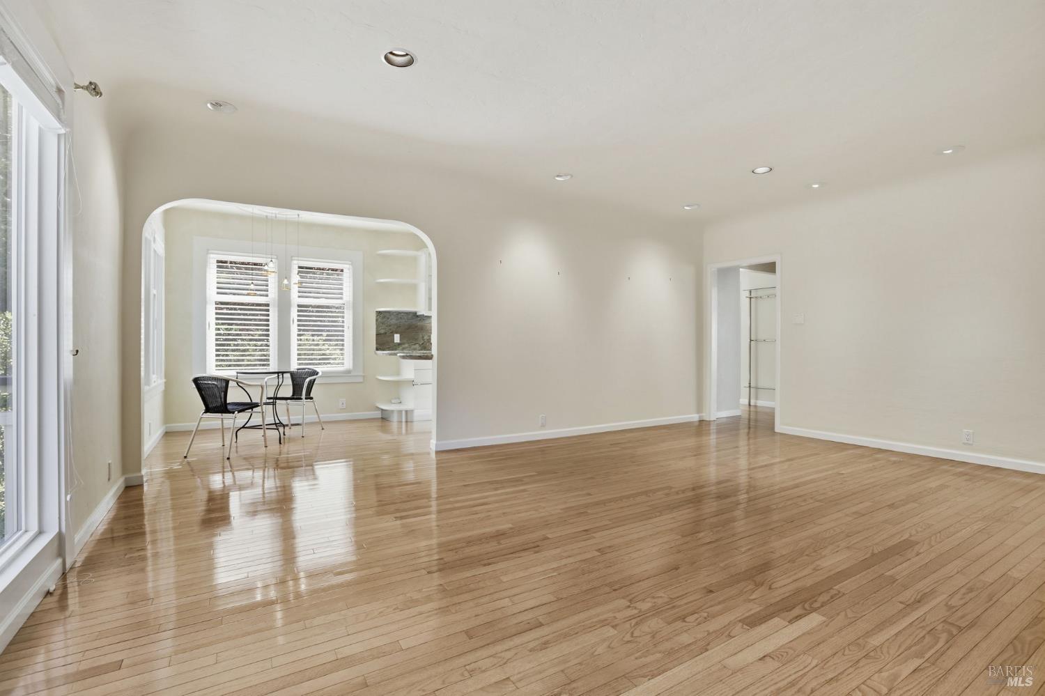 2 Fern Rd