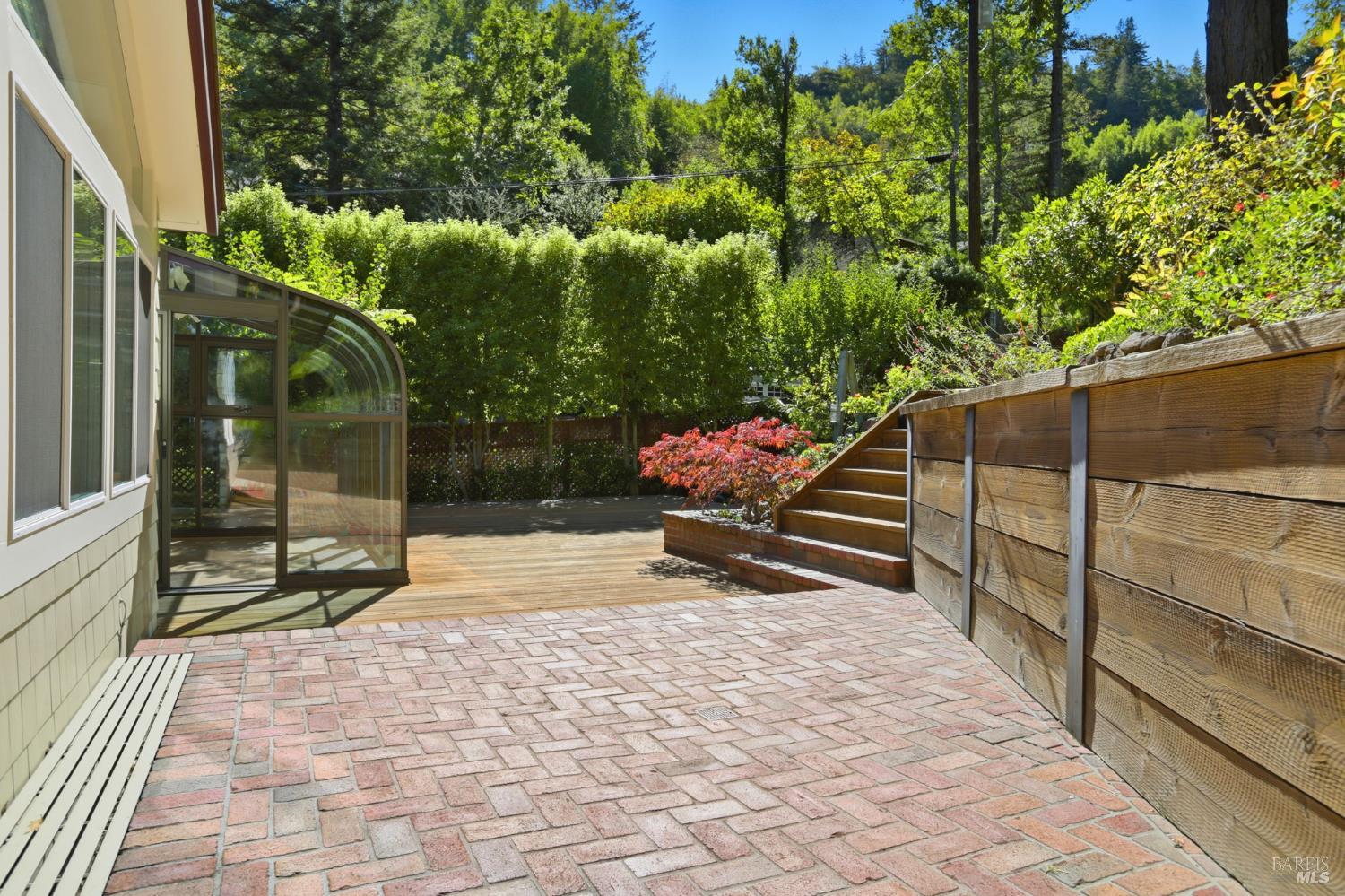 2 Fern Rd