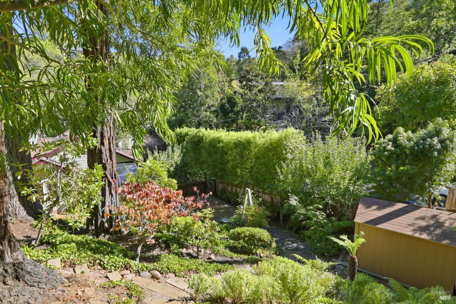 2 Fern Rd