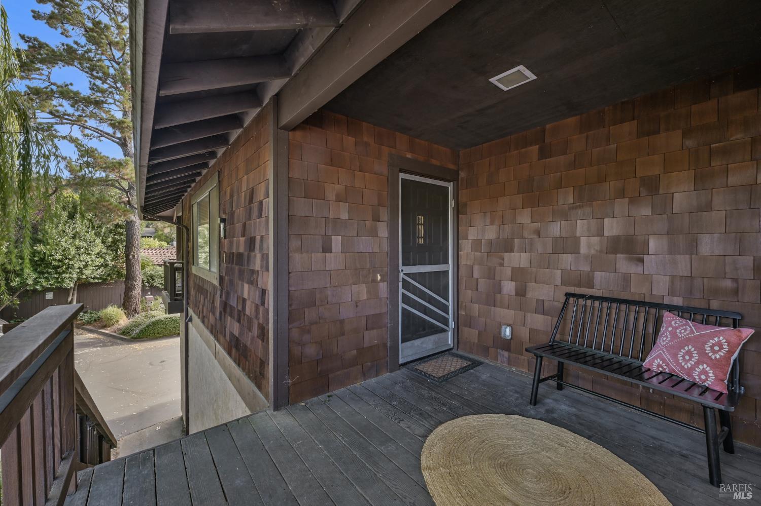 1 Aspen Ct