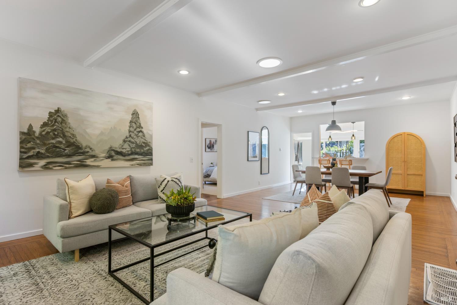 5 Hillside Ave