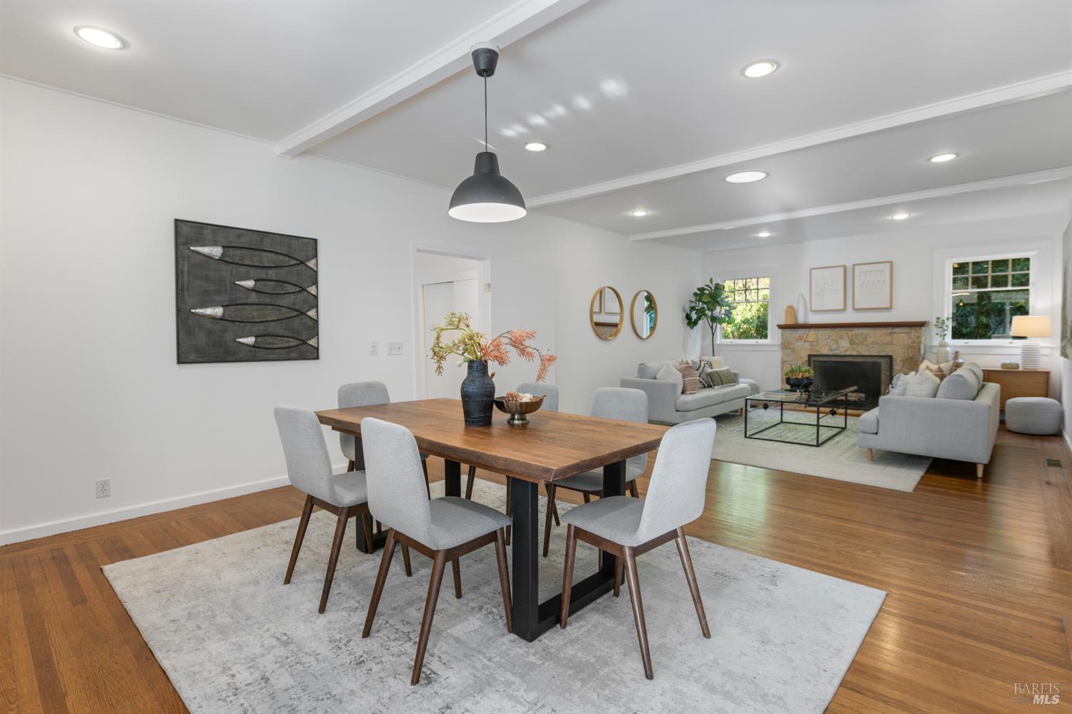 5 Hillside Ave