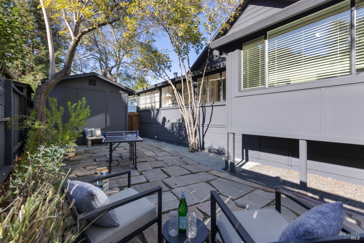 5 Hillside Ave