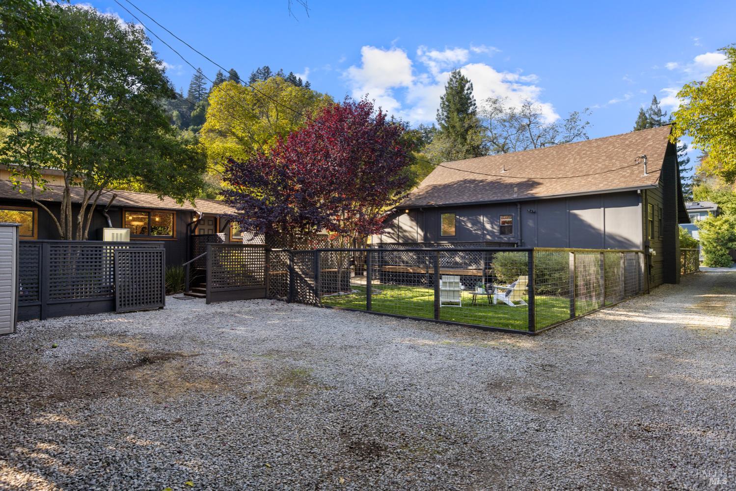 5 Hillside Ave