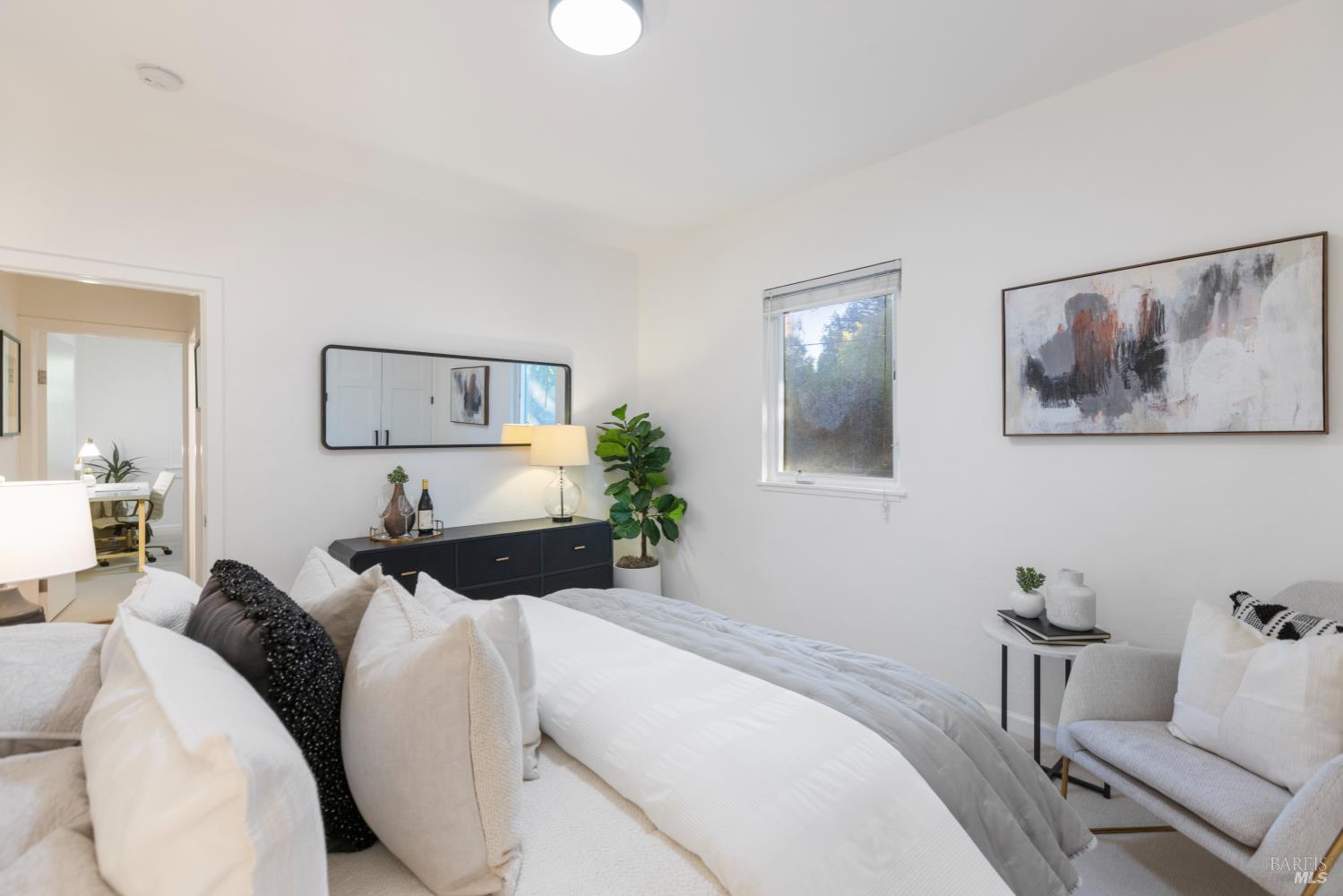 5 Hillside Ave