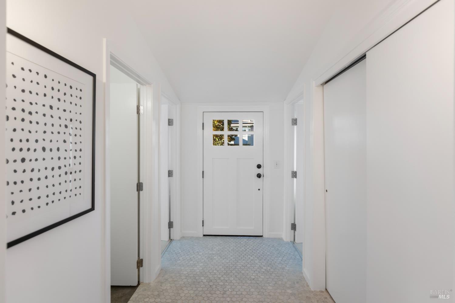 5 Hillside Ave