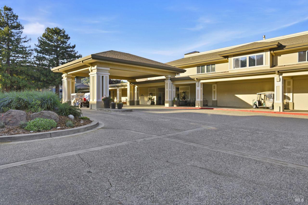 400 Deer Valley Road Unit: #2F