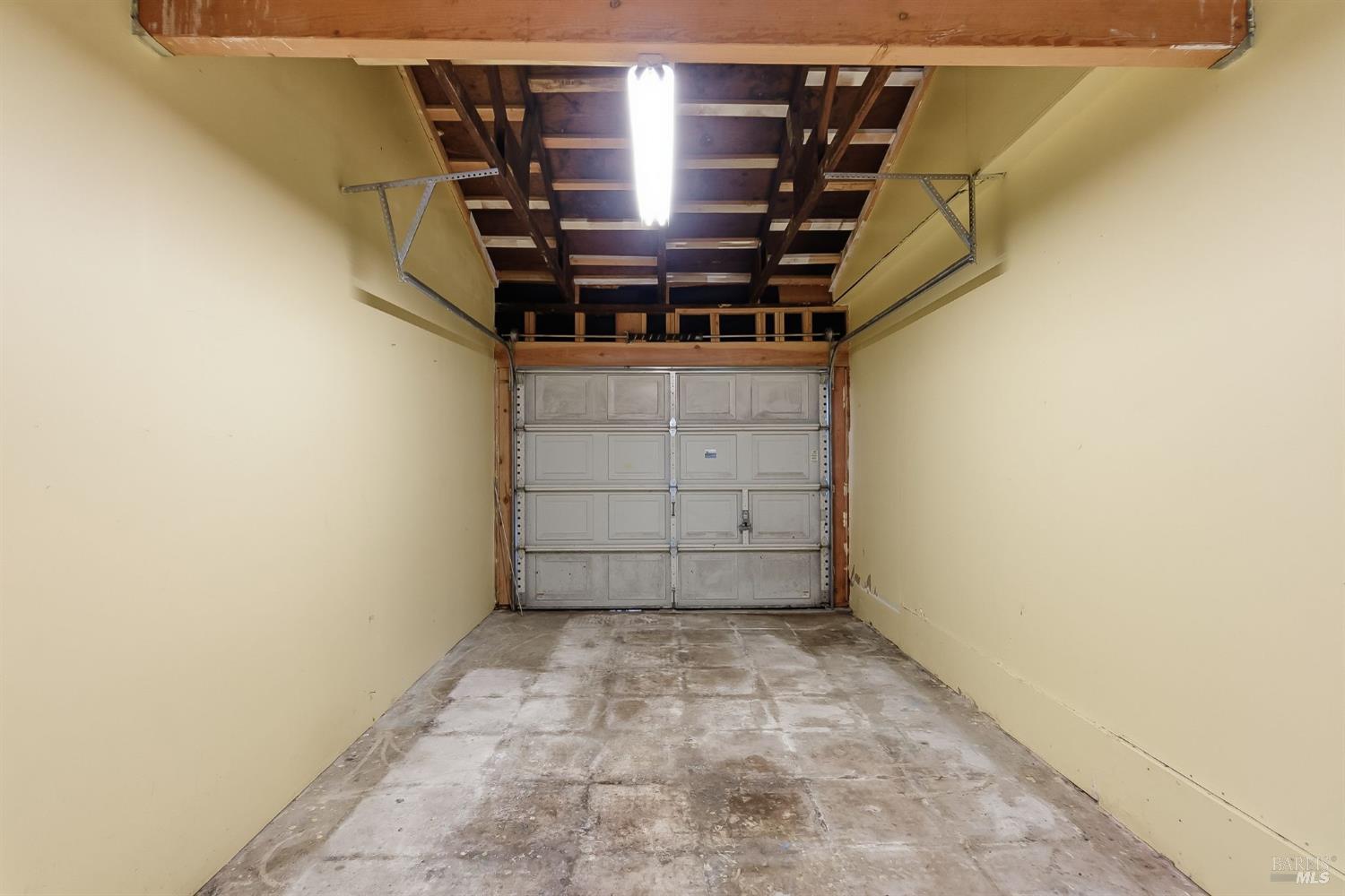 567 San Geronimo Valley Drive