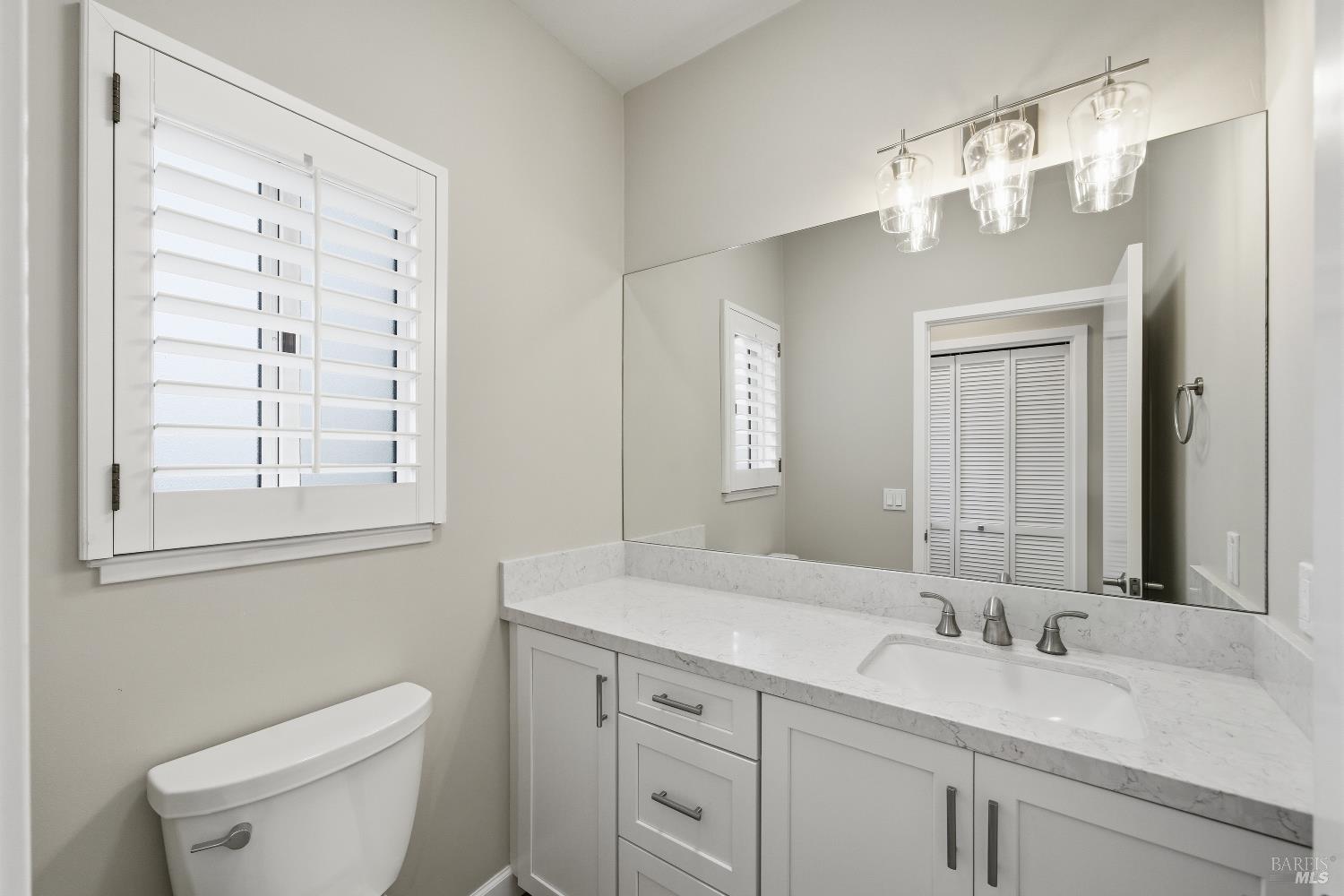 6041 Shelter Bay Avenue