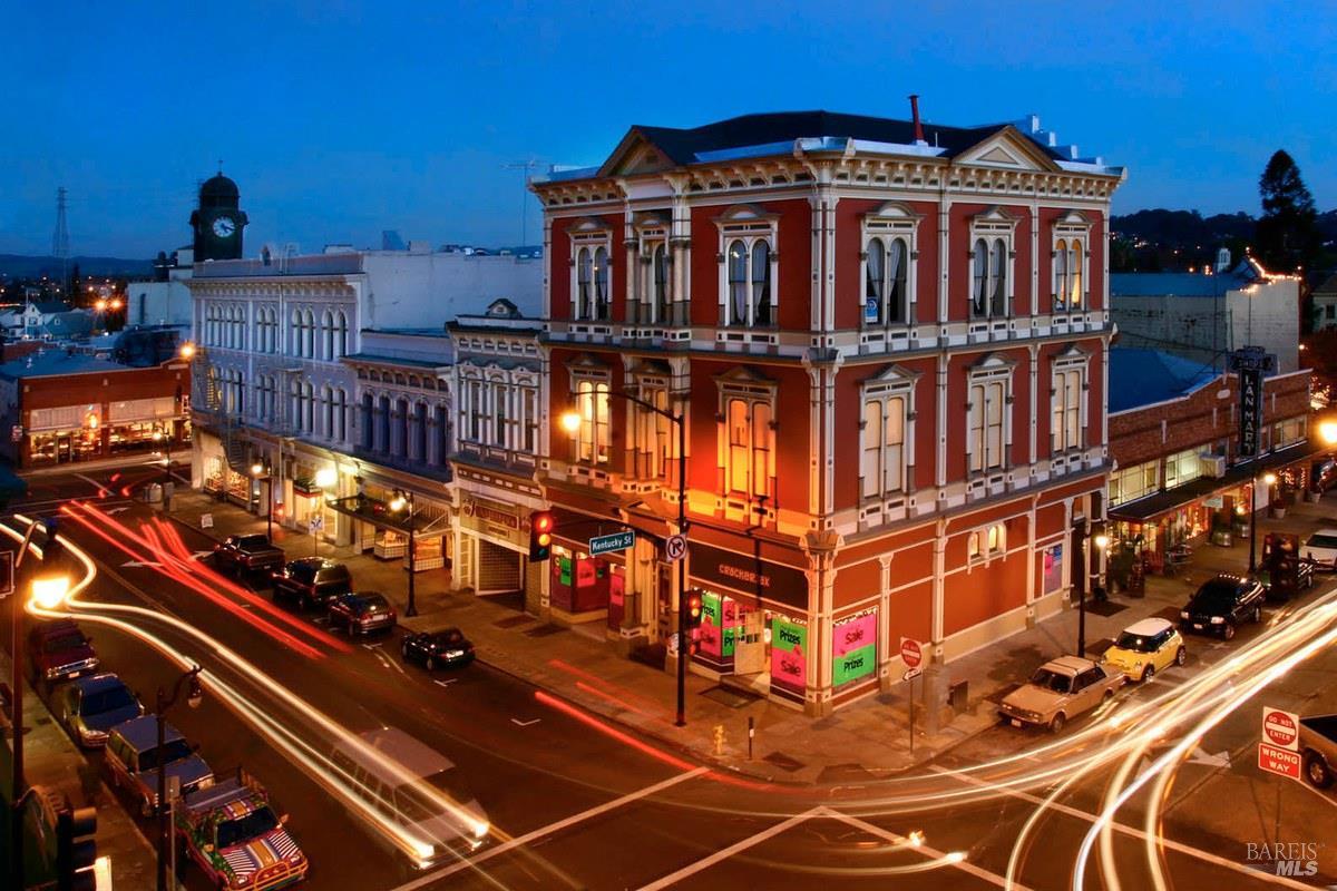 3957 Lakeville Highway