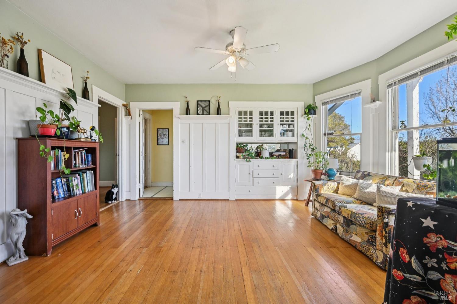 3957 Lakeville Highway